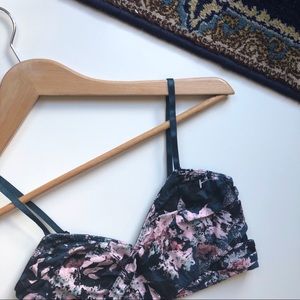 • INTIMATELY • FREE PEOPLE • NWT• Bralette.